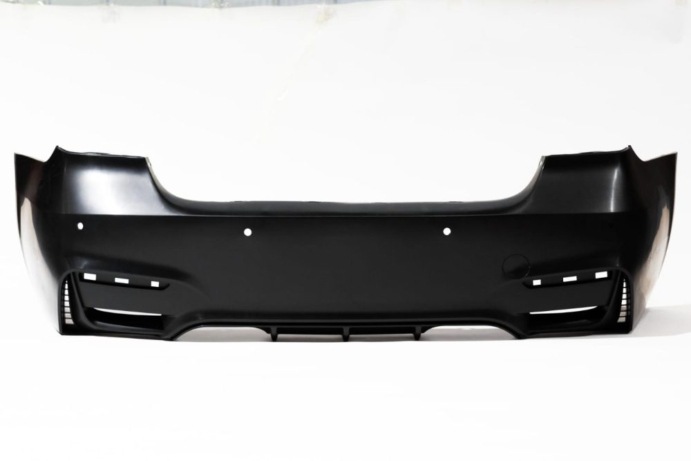 E90 LCI PARACHOQUE TRASERO LOOK M4 - Imagen 2