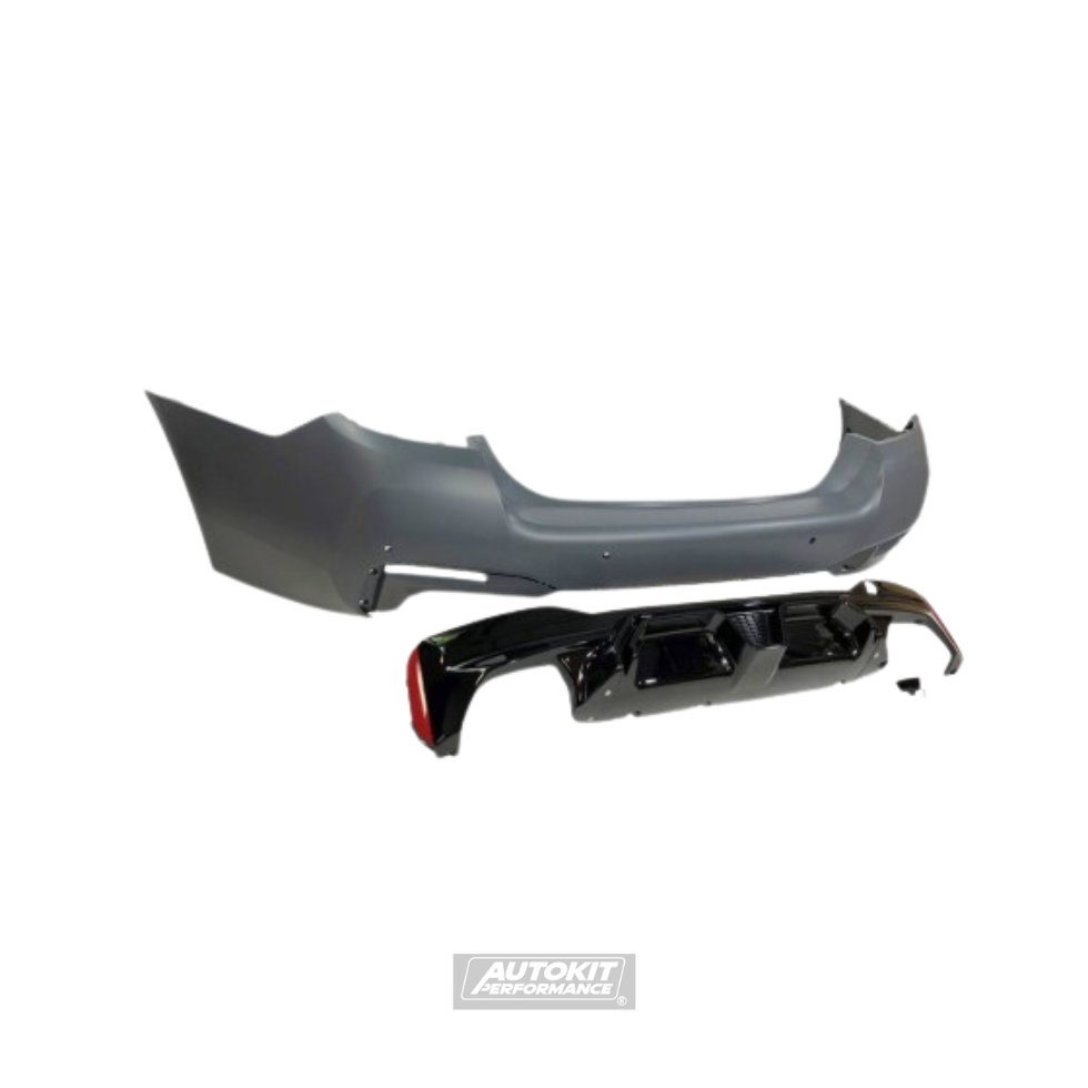 BMW  F10 LOOK G30 M5 PARACHOQUE TRASERO